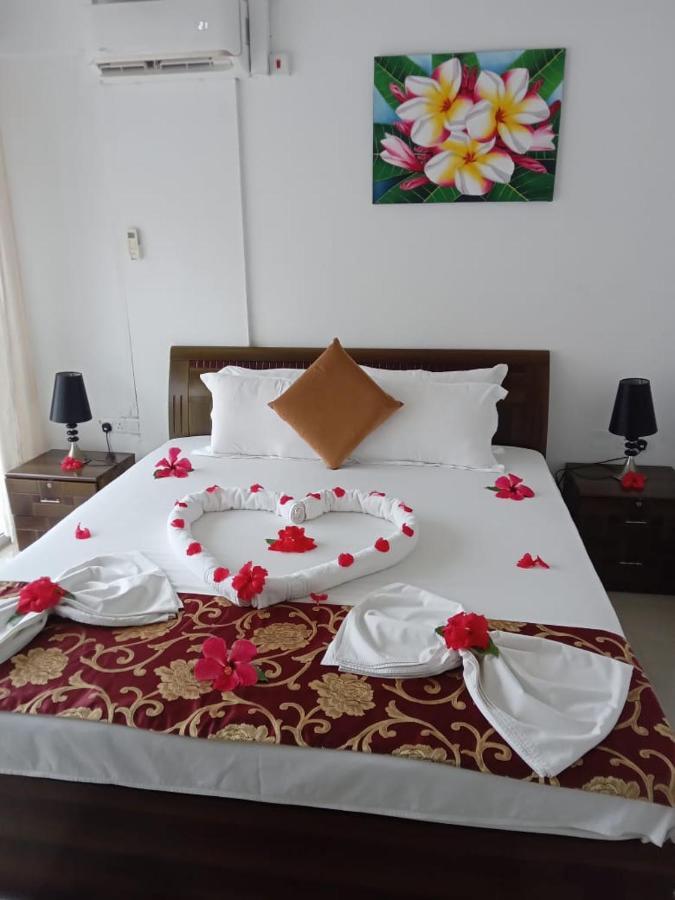 Diamond Plaza Hotel Grand Anse  Ngoại thất bức ảnh